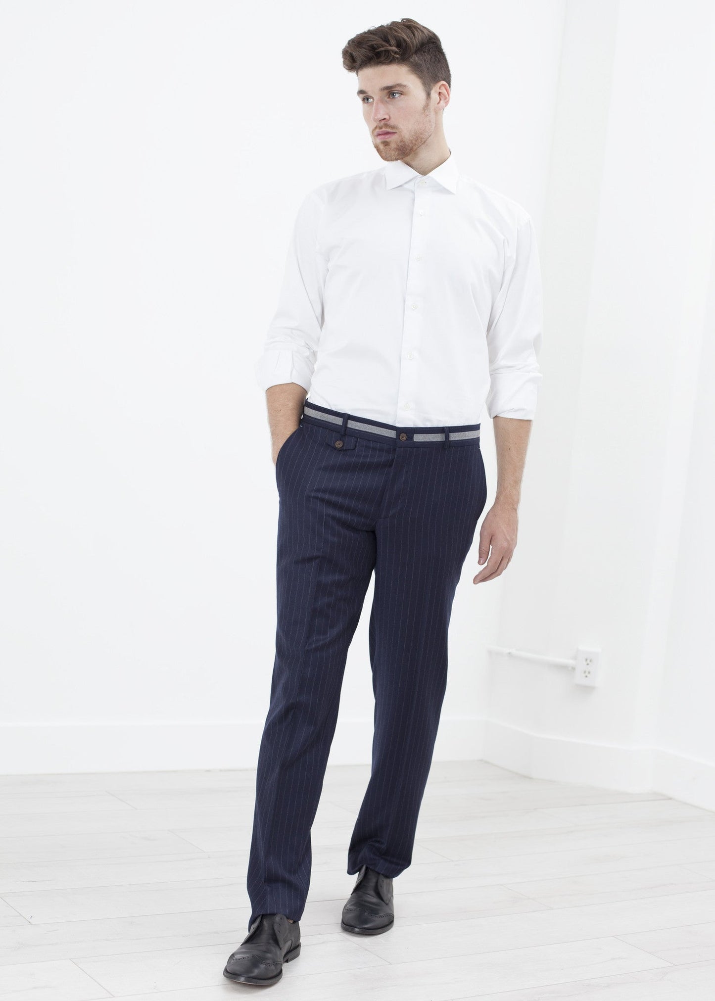 Pantaloni Sinclair a righe blu navy