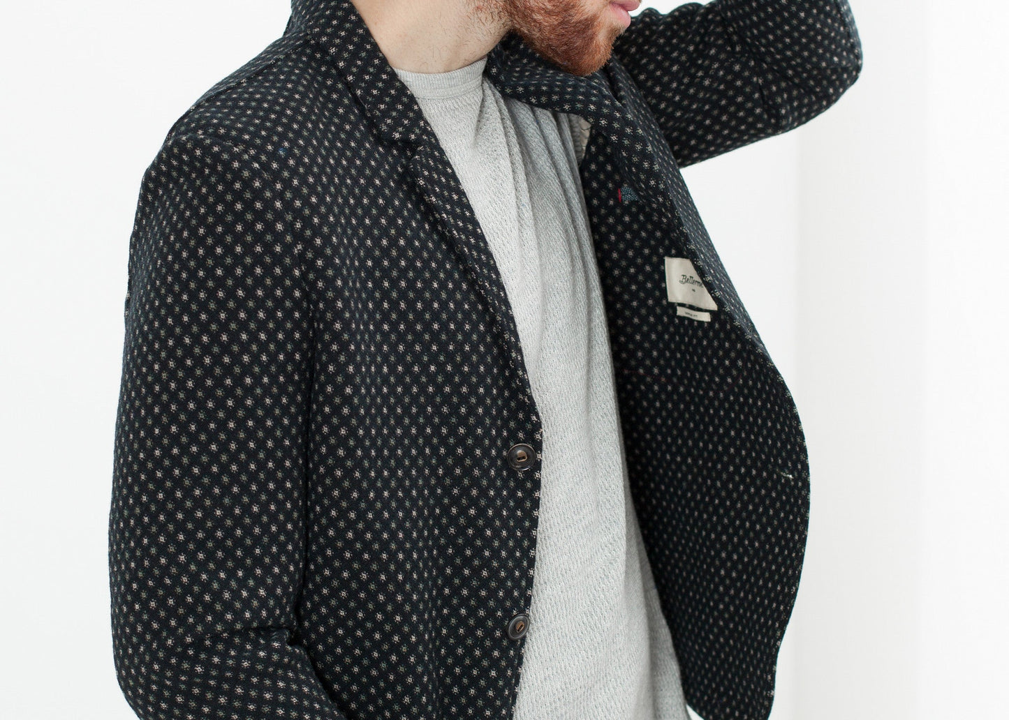Serra Blazer nella foresta
