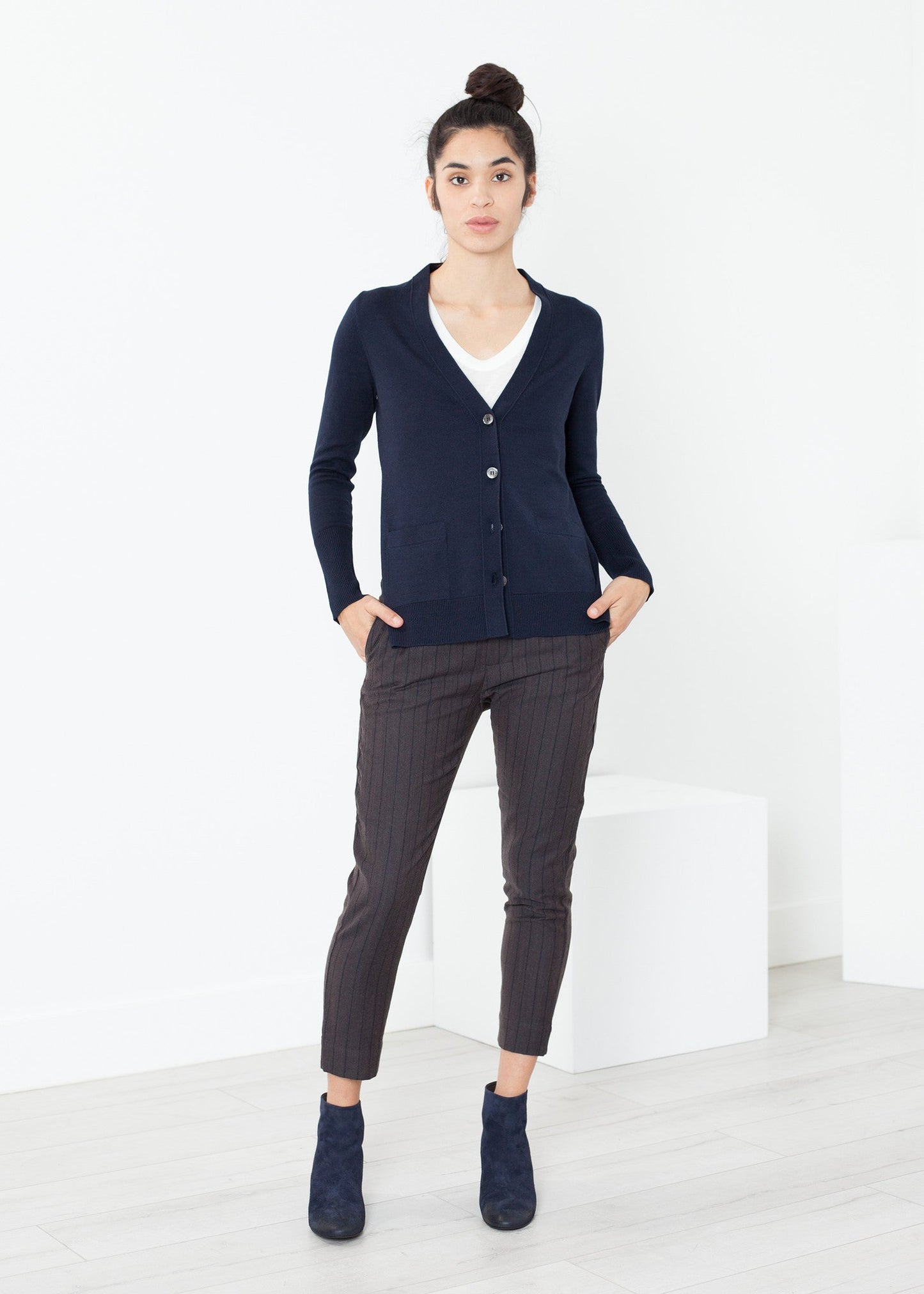 Cardigan quadrato in blu marino