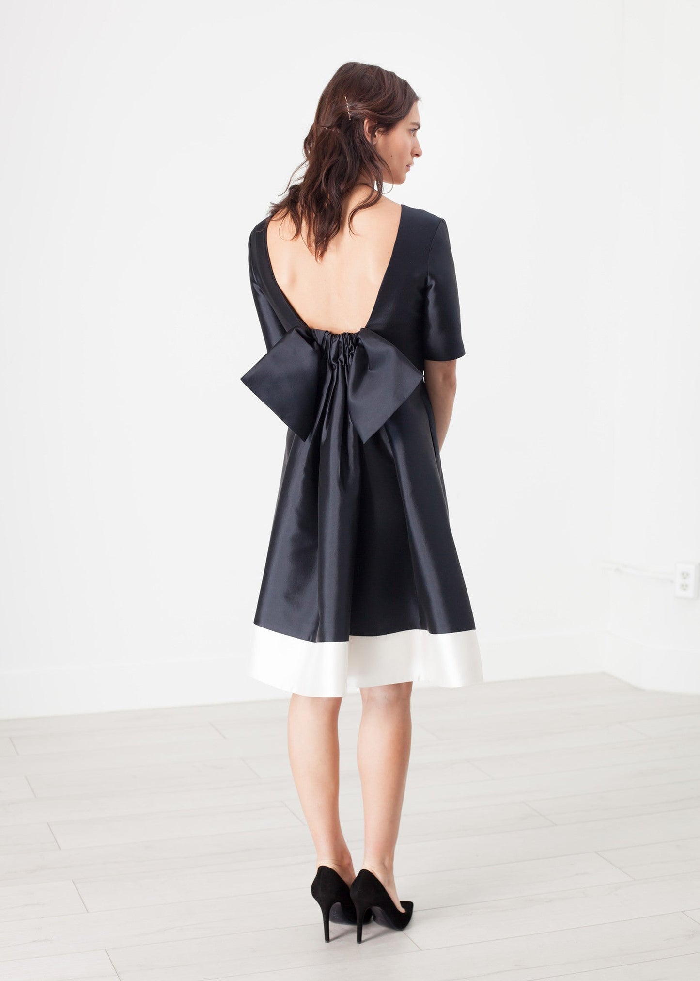 Cravatta vestito in blu marino