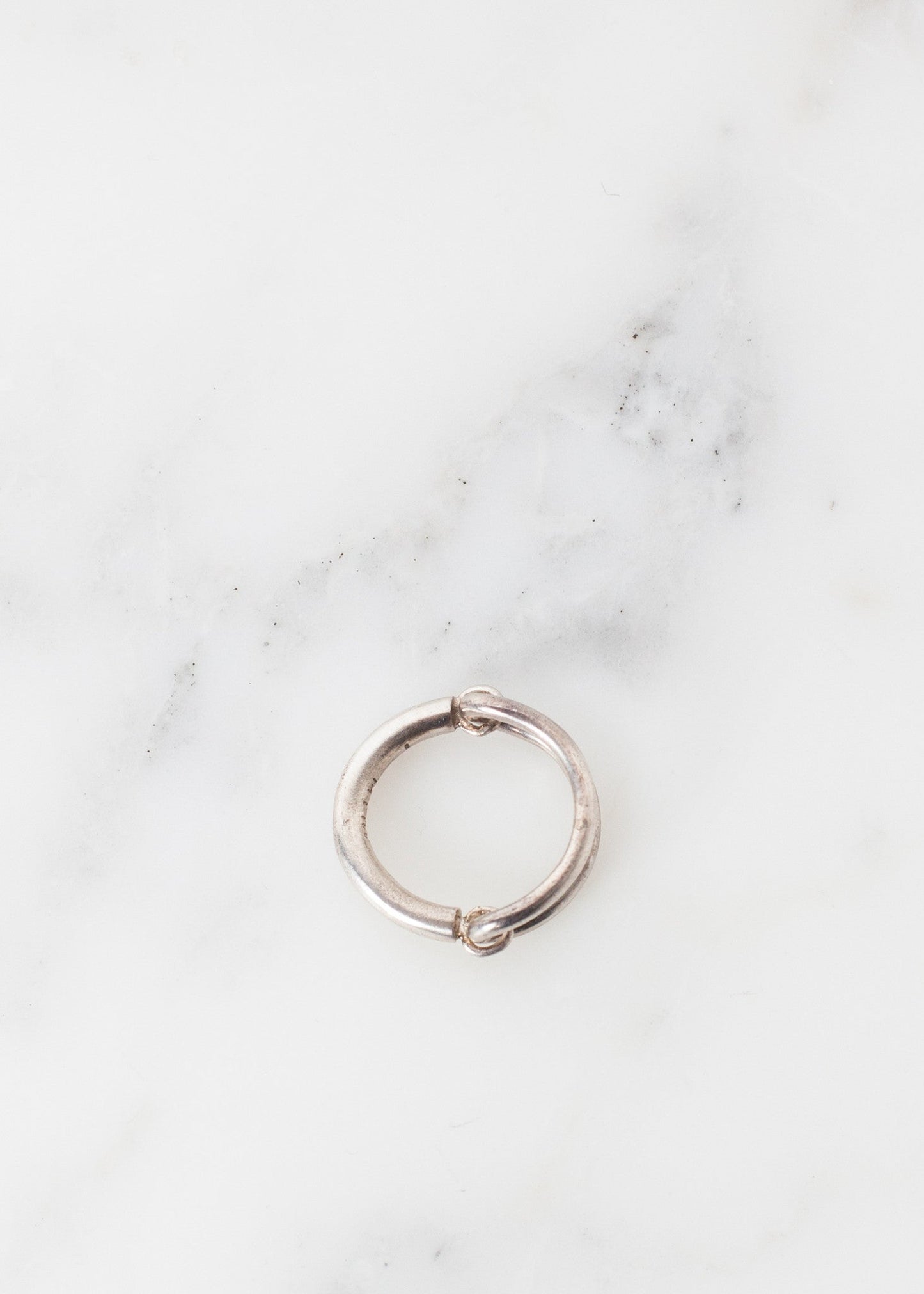 Anello 77 in Argento Sterling