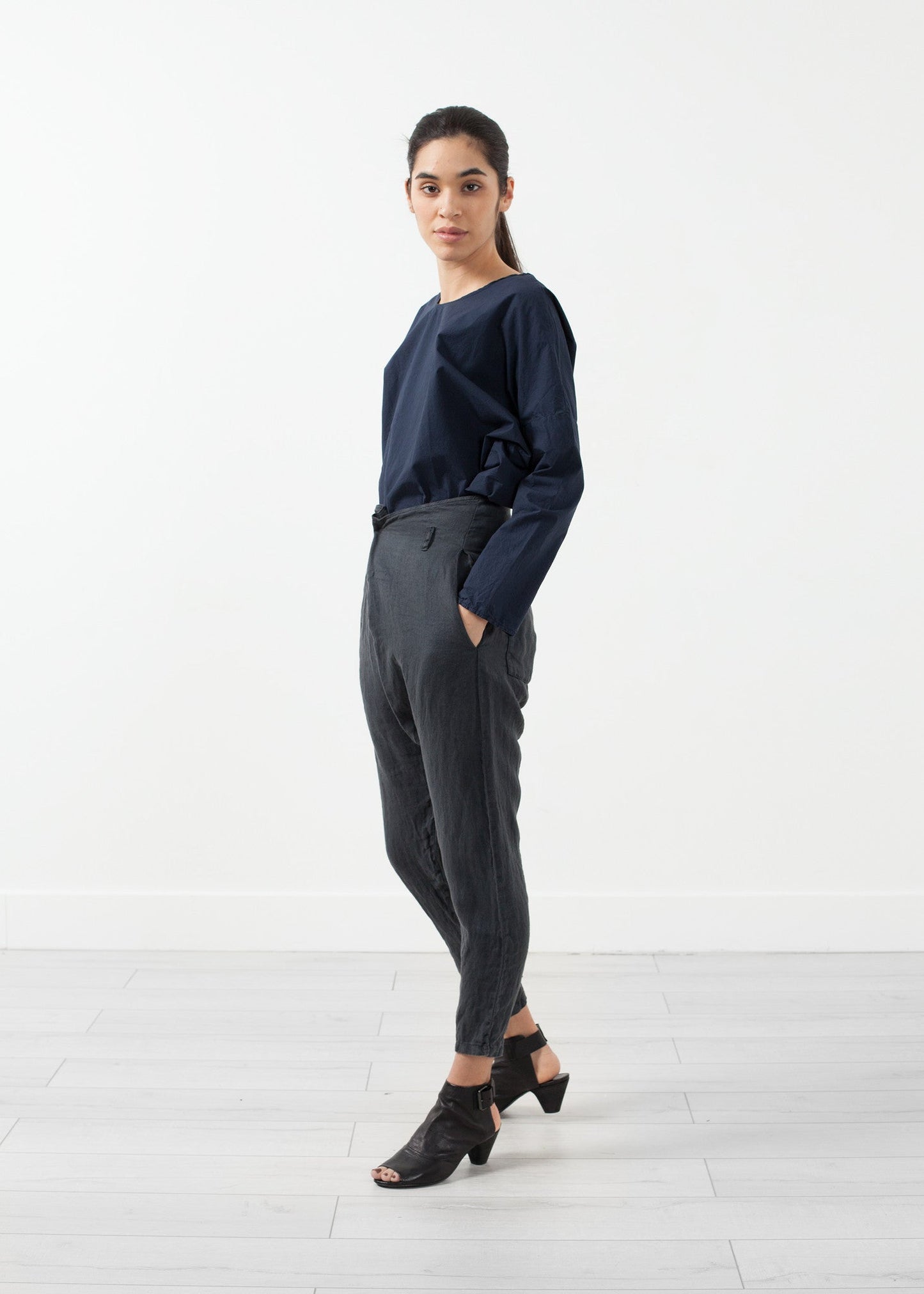 Pantalone incrociato