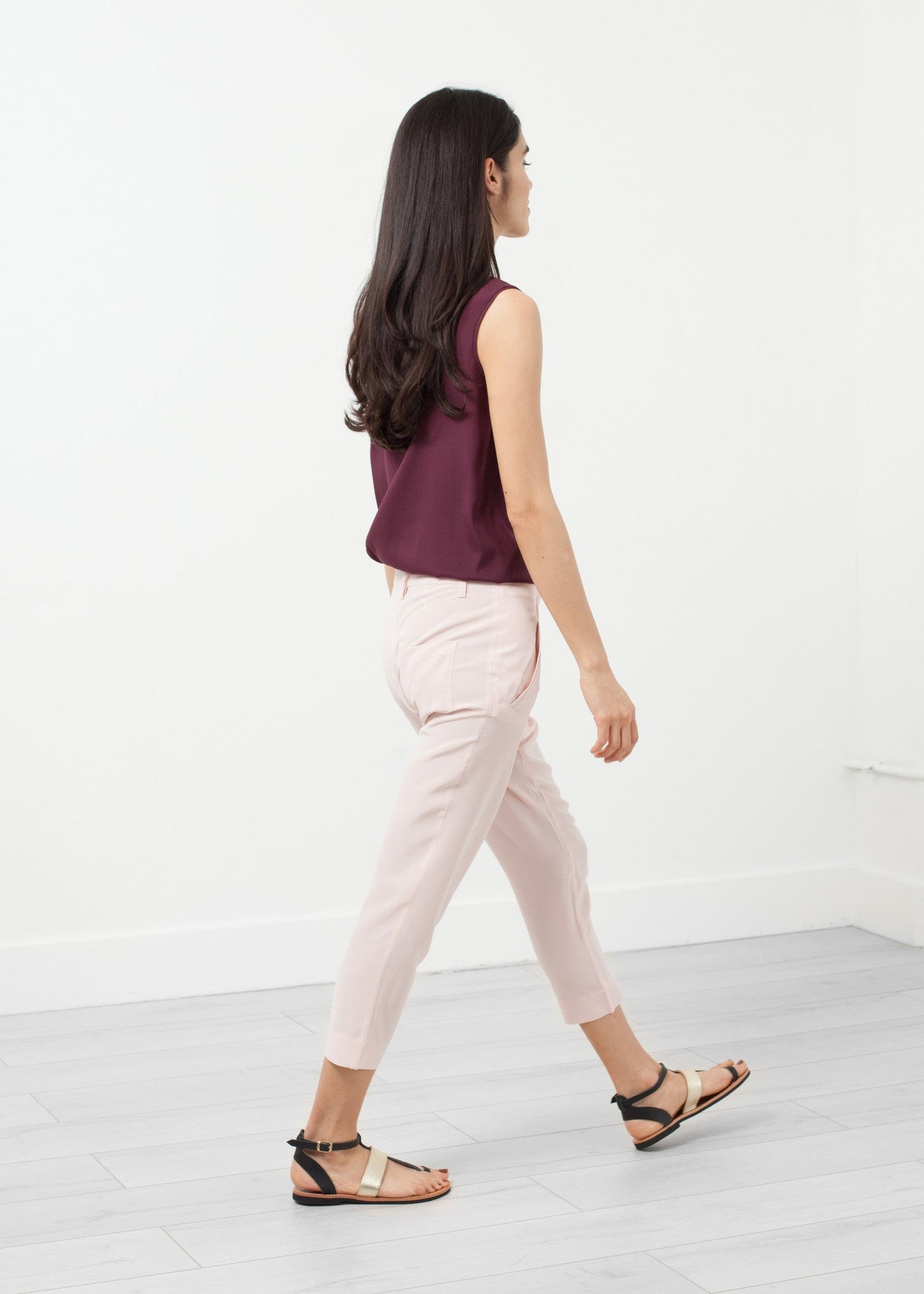 Pantalone con cavallo basso in seta