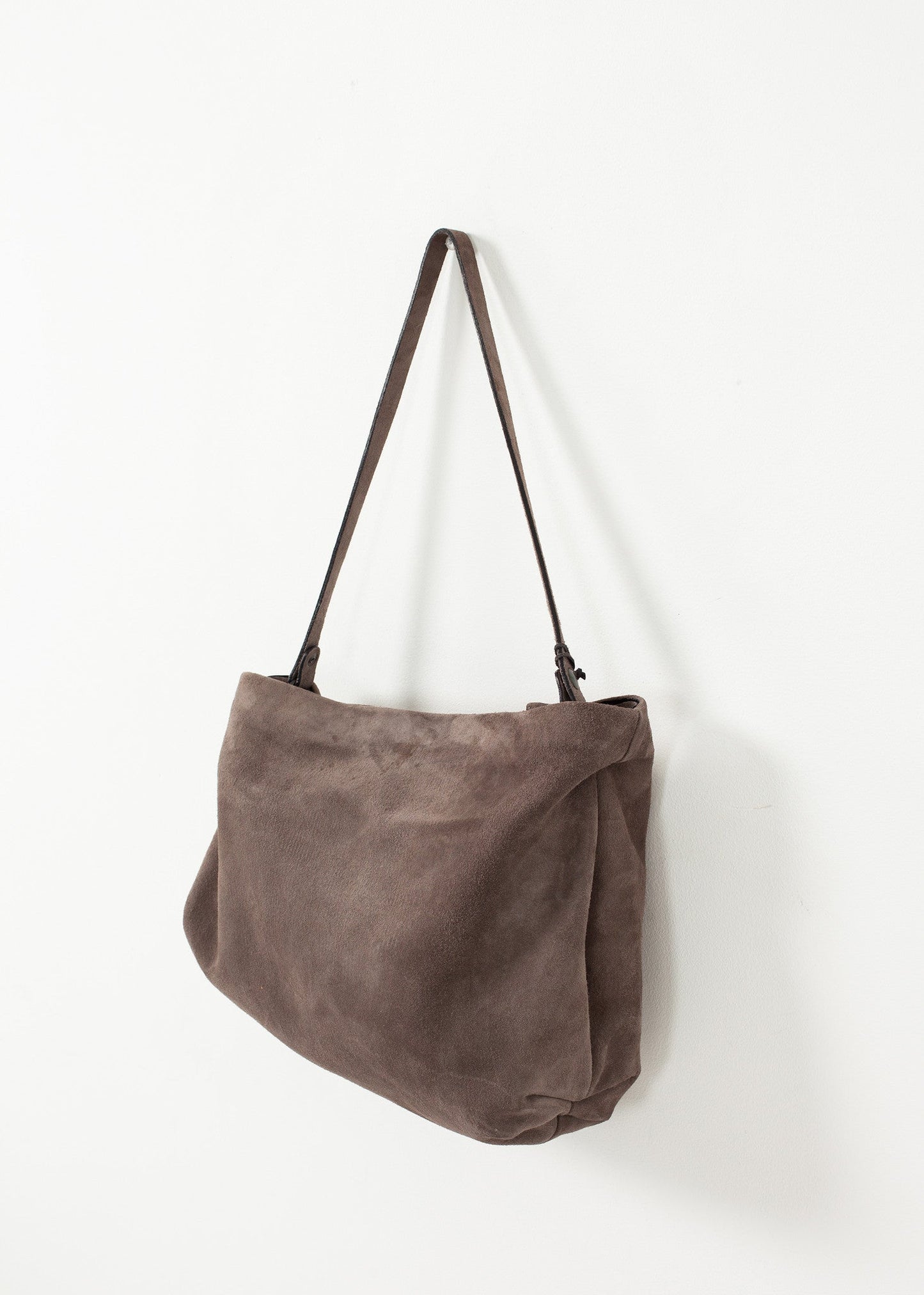Borsa Fantasma in Fango