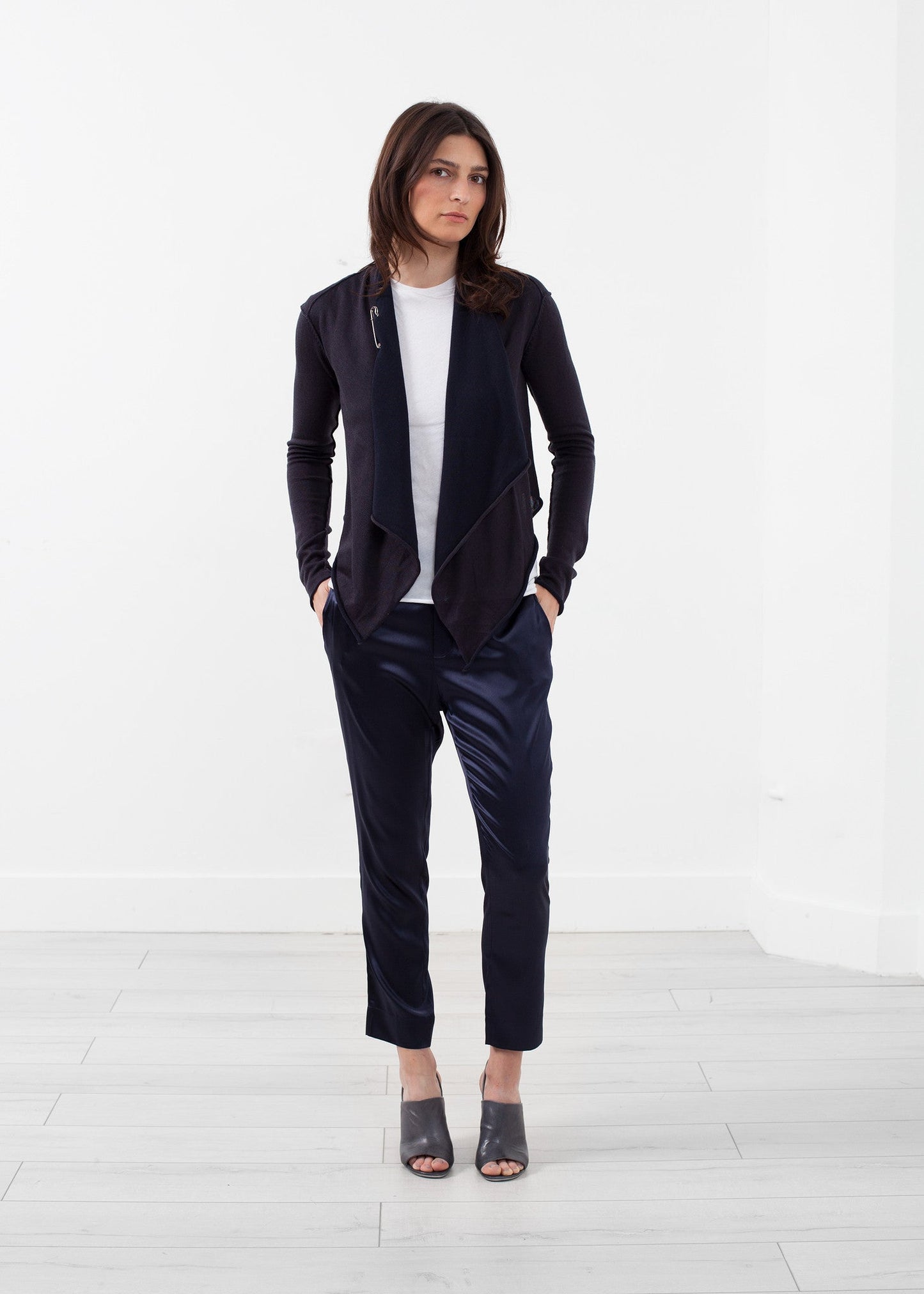 Cardigan con collo drappeggiato