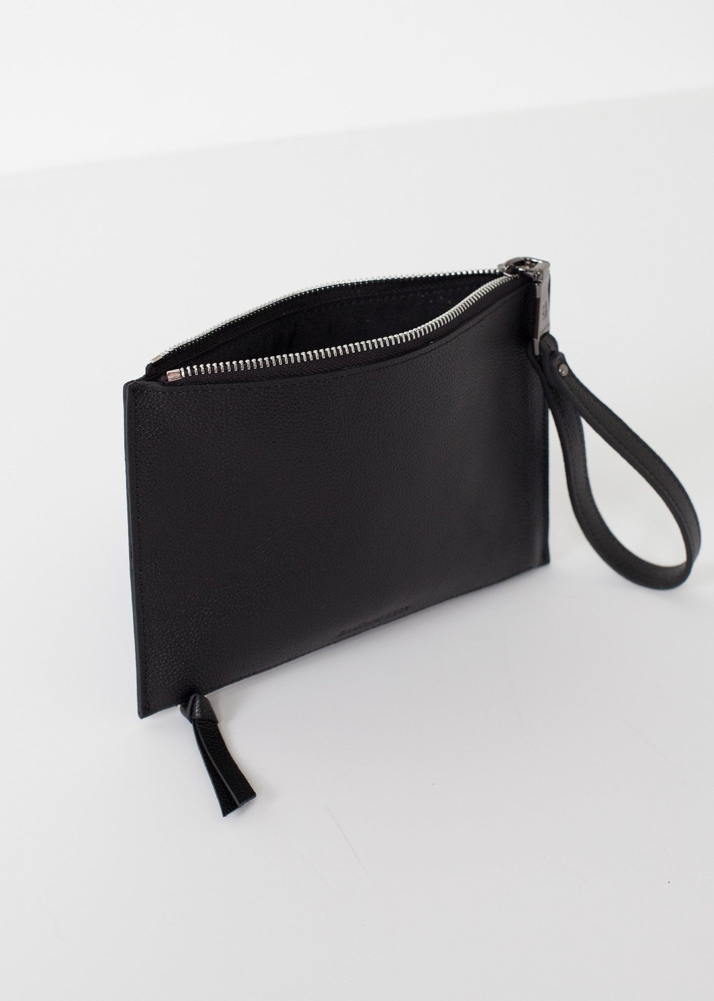 Pochette con doppia cerniera