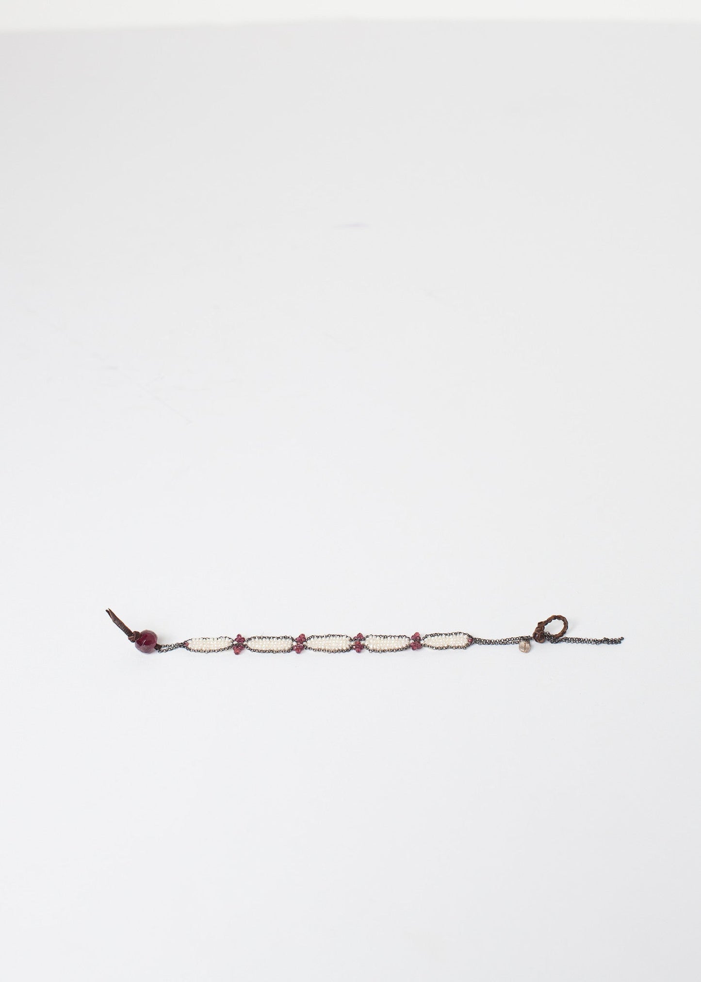 Bracciale granato in perla schiumosa