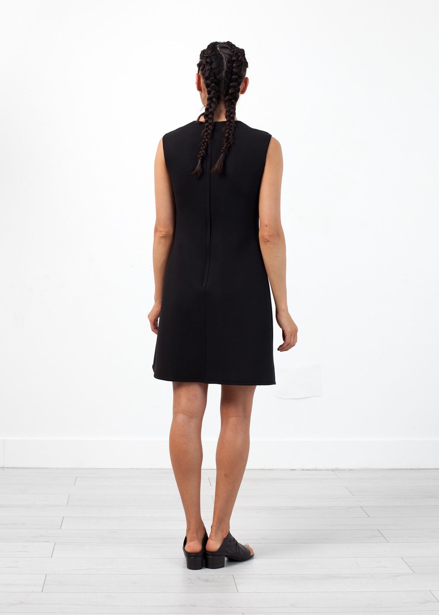 Abito a fiori in neoprene in nero