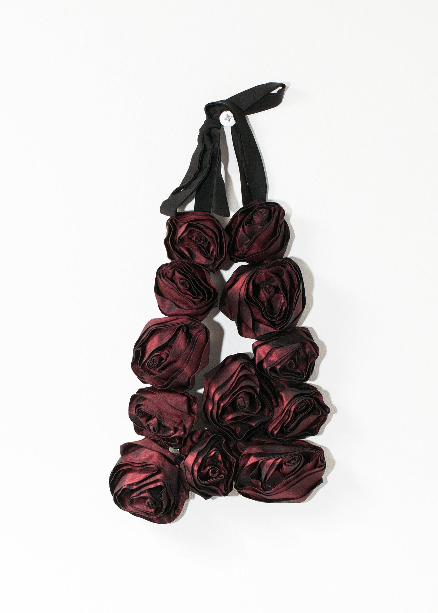 Collana rosa in rosso