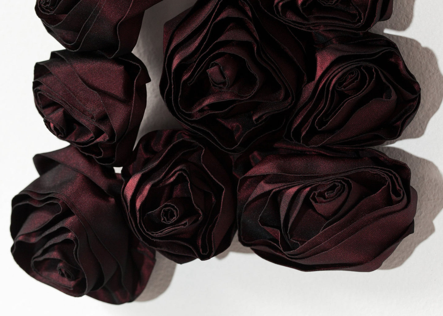 Collana rosa in rosso