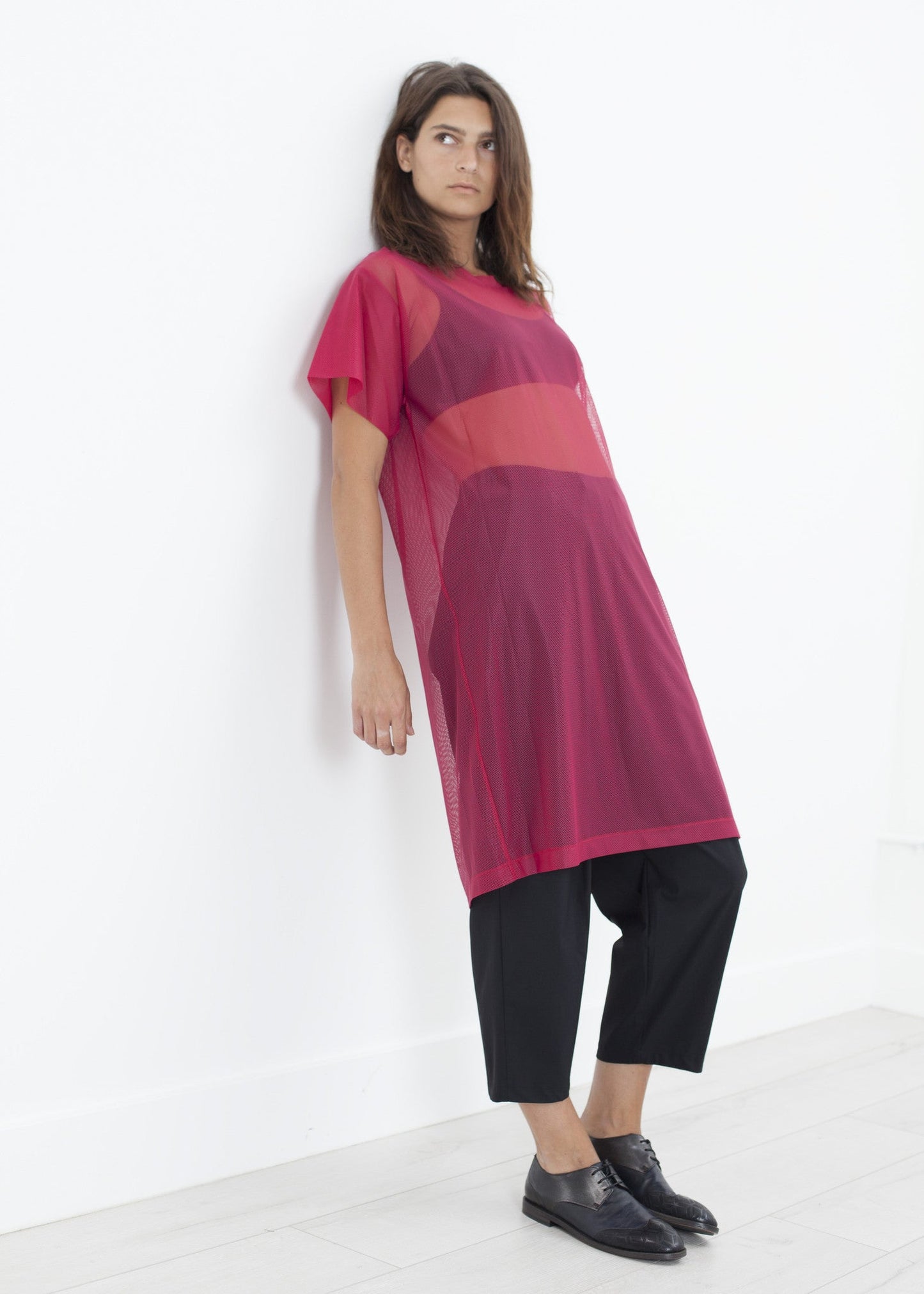 Maglia sopra il vestito in rosa