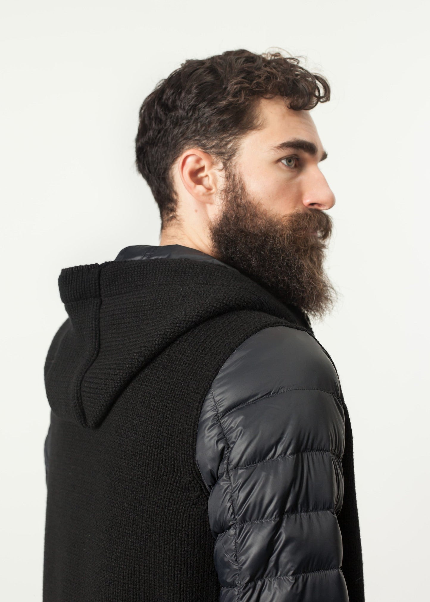 Parka con cappuccio in nero