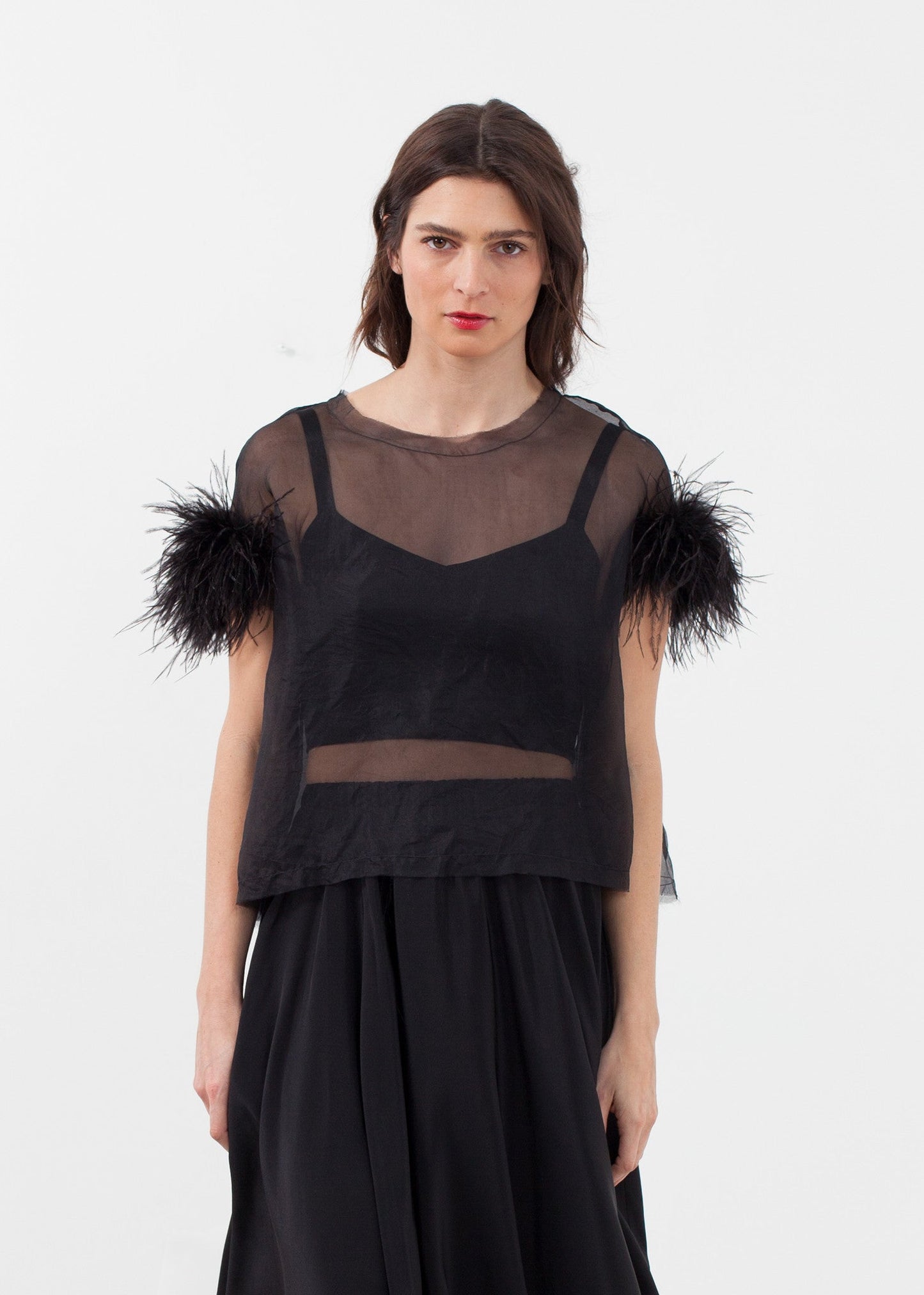 Top in piume di organza
