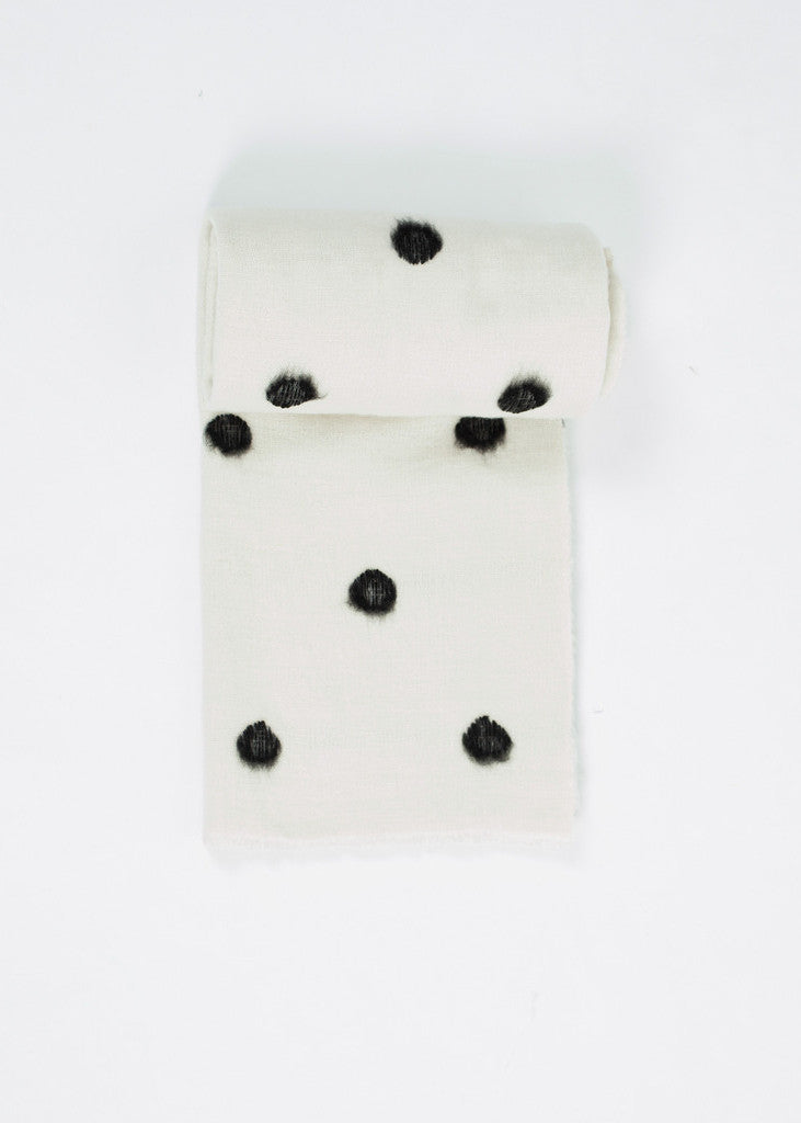 Scialle a pois in cashmere in nero/bianco
